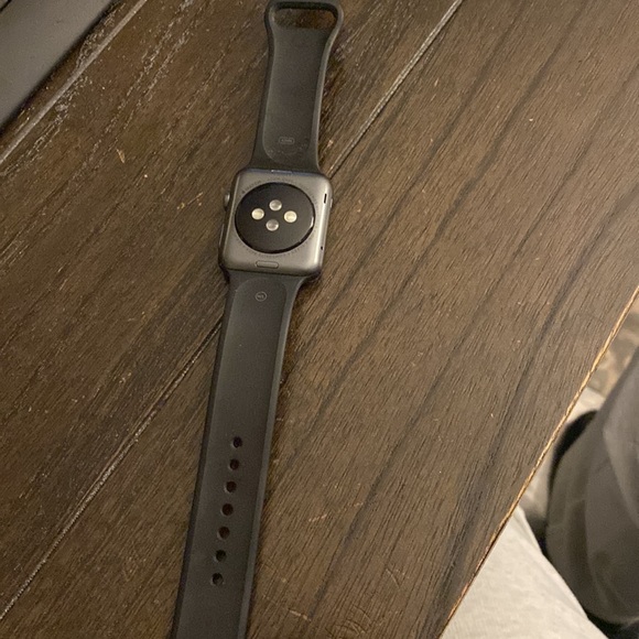 Apple Watch - Picture 2 of 2